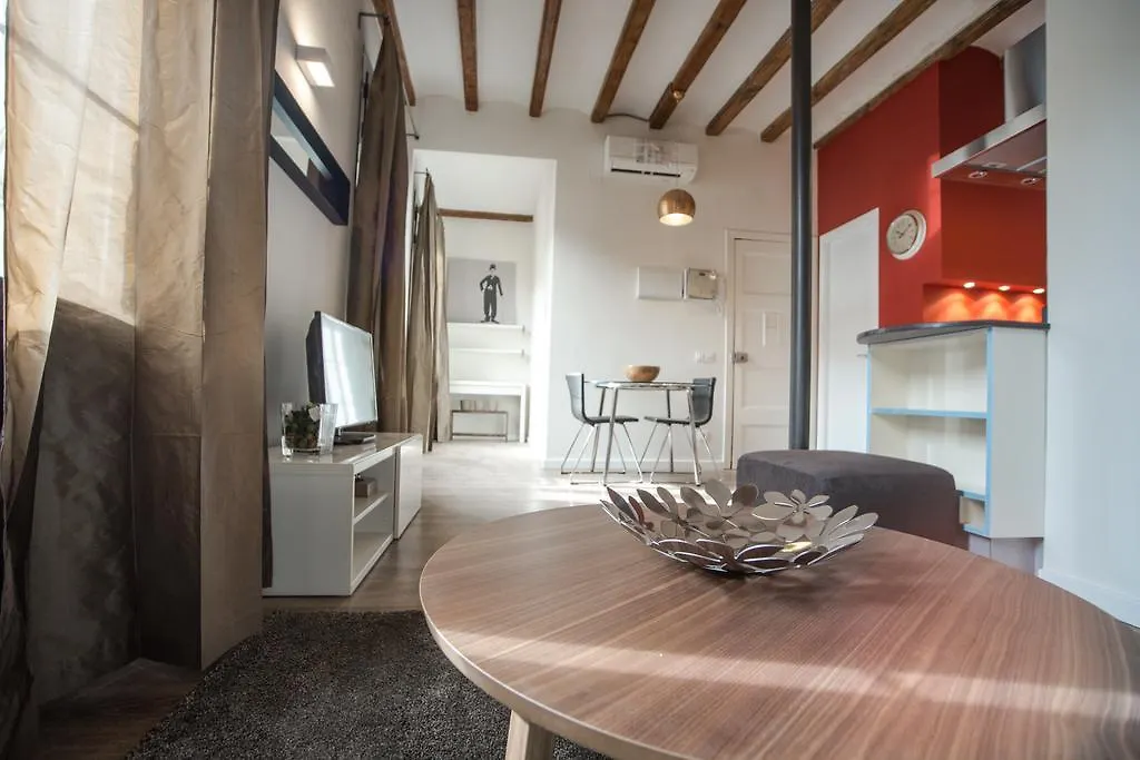 No 15 - The Streets Apartments Barcelona