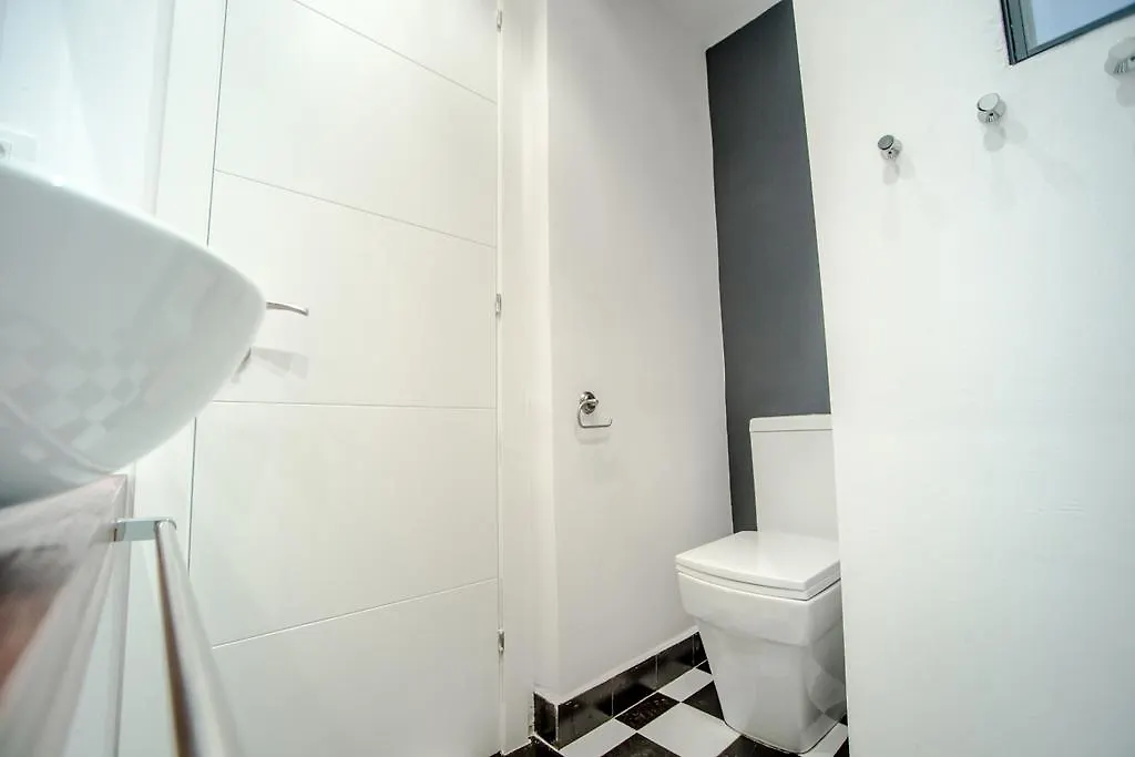 No 15 - The Streets Apartments برشلونة 0*,